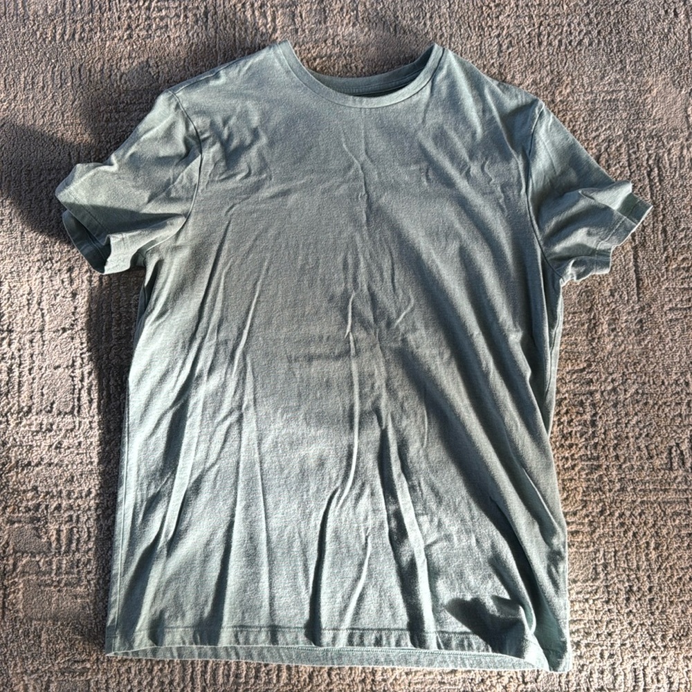 Goodfellow, large men’s t-shirt